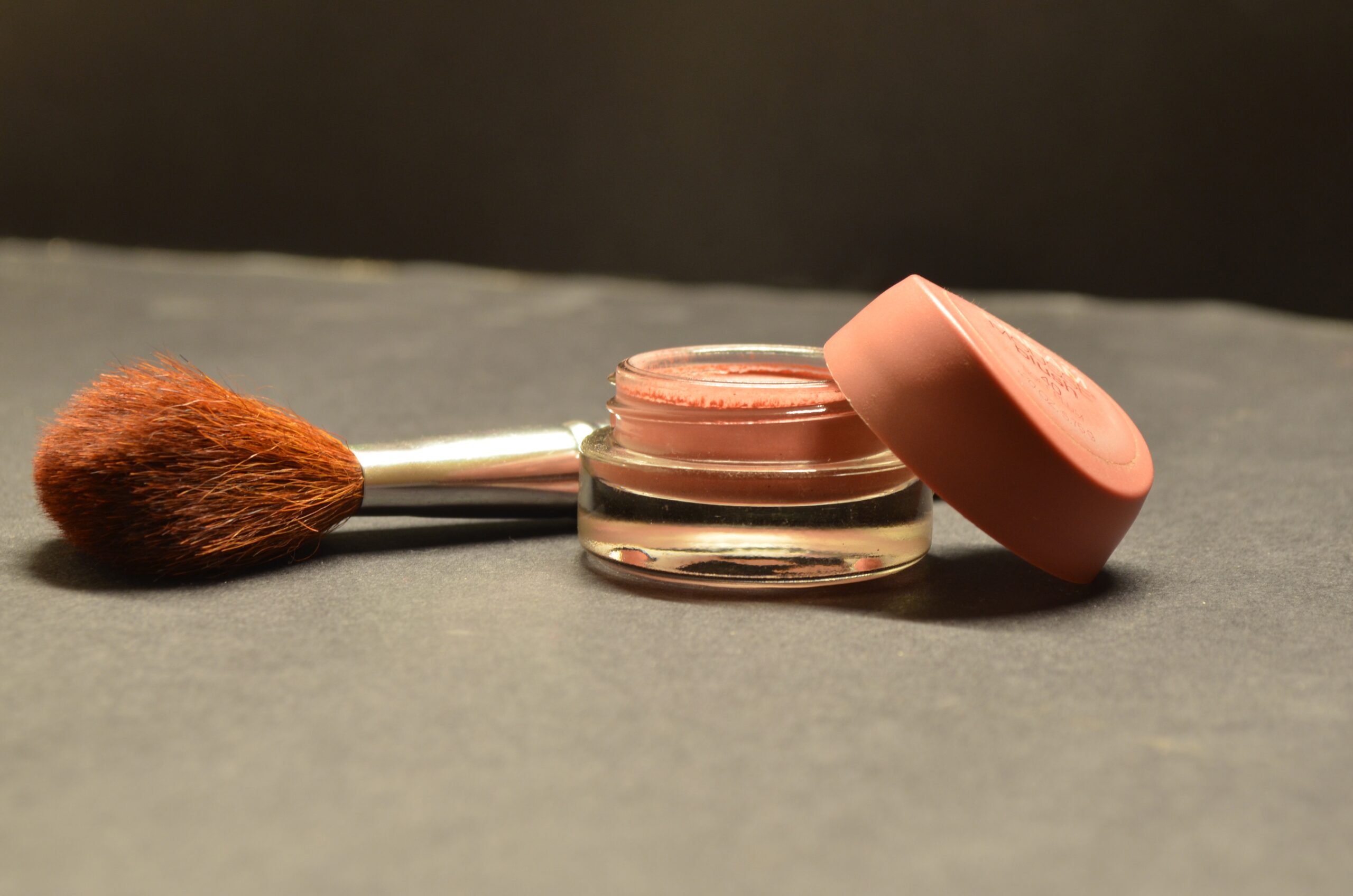 In a world where skincare trends change overnight, finding a brand that combines scientific credibility, affordability, and real results can feel overwhelming. That’s where No7 Beauty stands apart. With decades of research and innovation behind it, No7 has quietly transformed from a heritage brand into a modern skincare powerhouse trusted by millions worldwide.