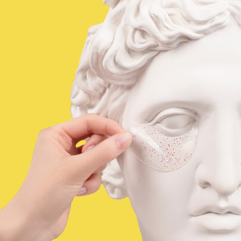 In a world where skincare trends come and go, finding solutions that truly deliver can feel overwhelming. From complex routines to invasive treatments, the pursuit of smoother, youthful-looking skin often comes with compromise. But Wrinkles Schminkles is changing the conversation—offering a simple, effective, and confidence-boosting approach to anti-ageing that quite literally sticks.